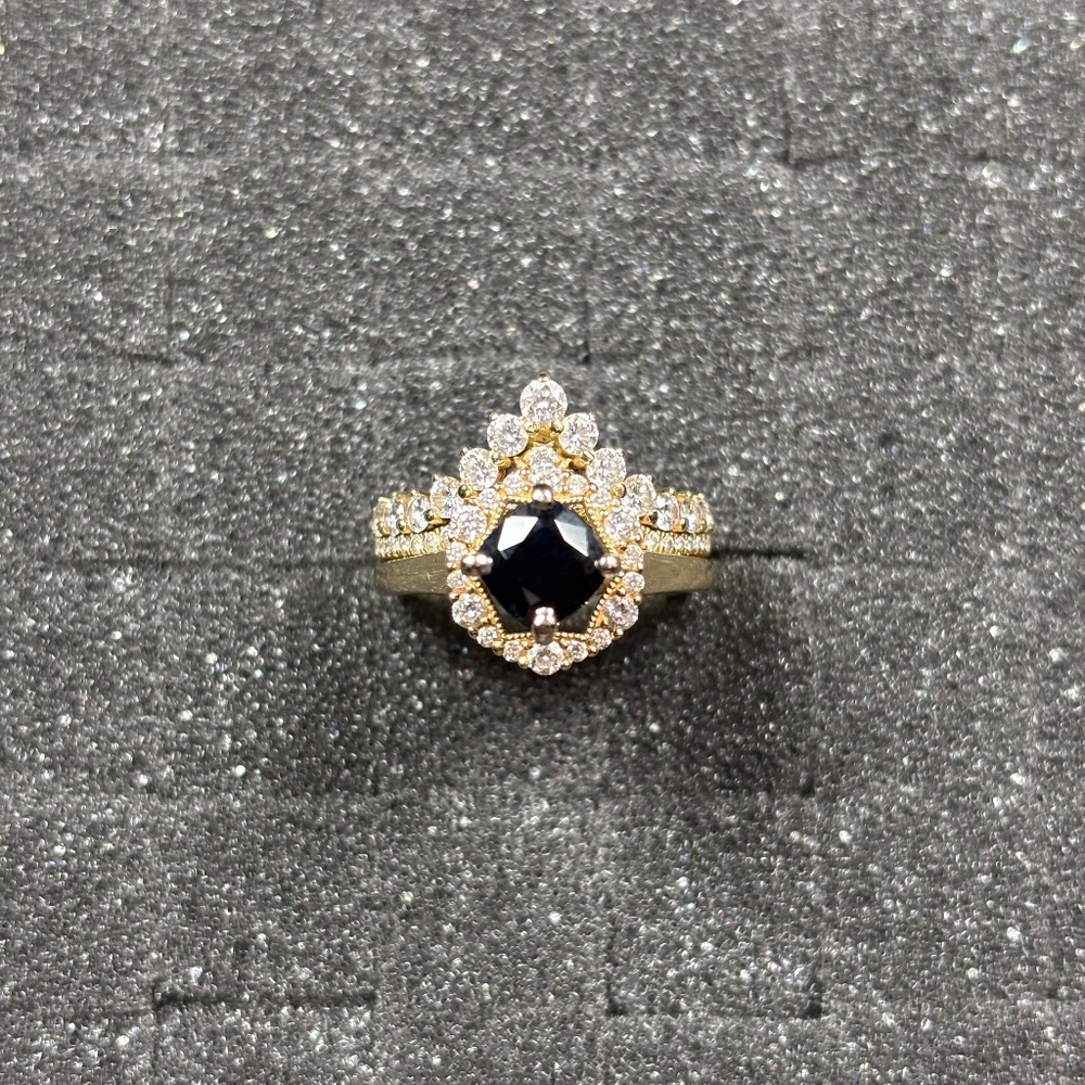 BLACK SAPPHIRE DIAMOND WHITE GOLD RING SIZE 5.5